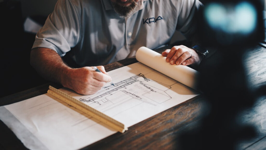 Die Frau vom Bau.Einfamilienhaus Bauen. Projektplanung
